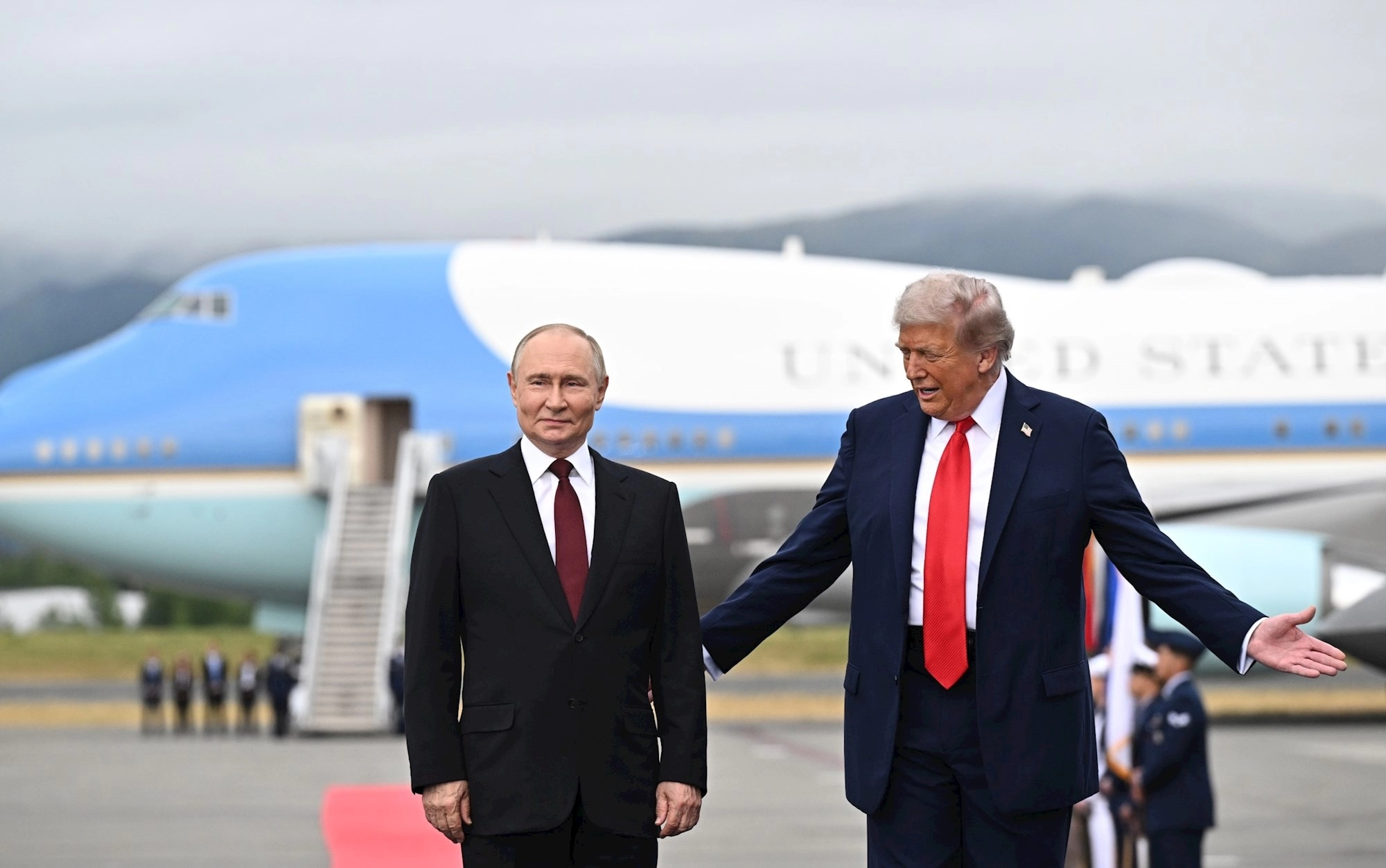 Putin je u pozivu s Trumpom pozvao Zelenskog na sastanak u Moskvu. Odbio je